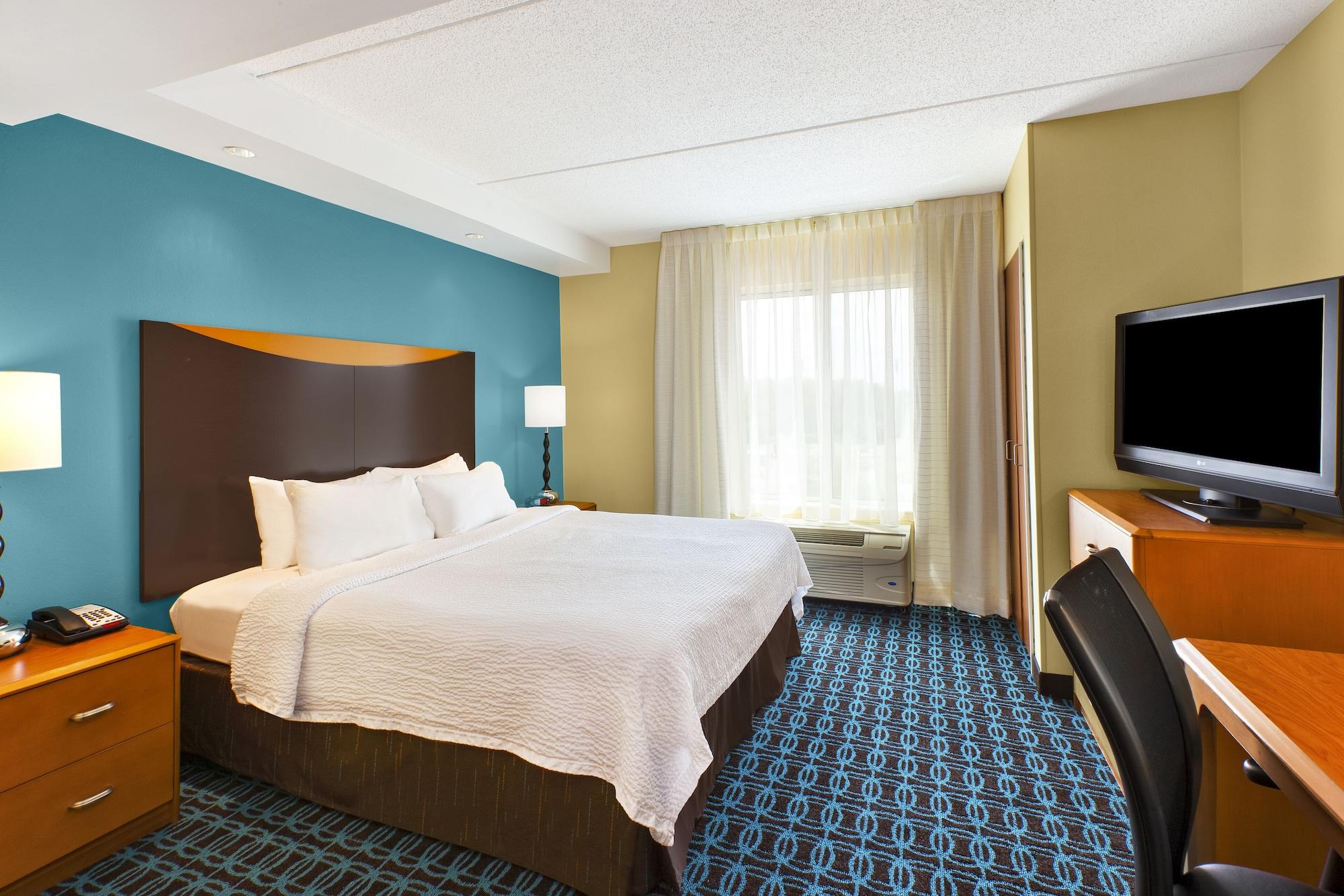 Fairfield Inn & Suites Louisville East Экстерьер фото